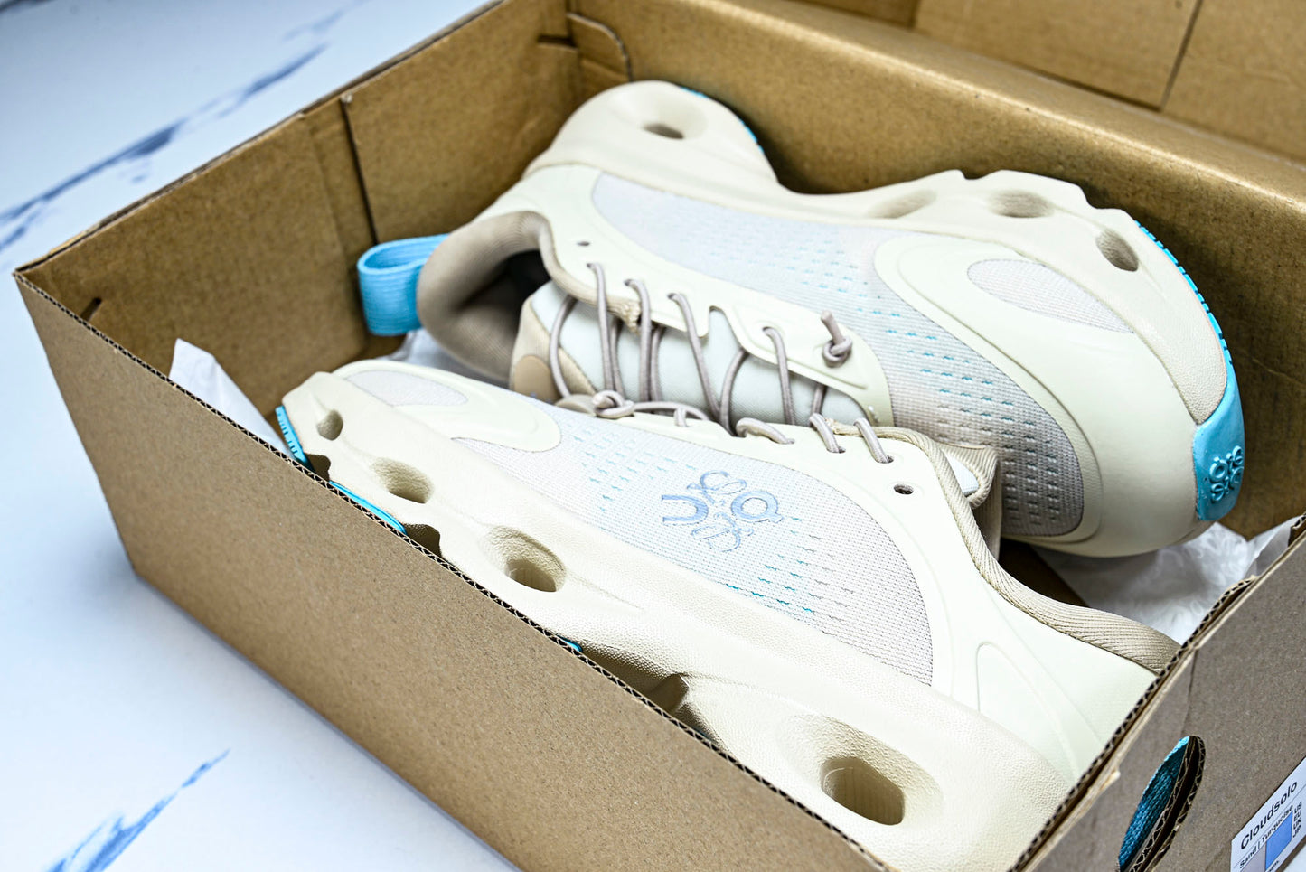 LOEWE × ON Cloudsolo 'Sand Turquoise'