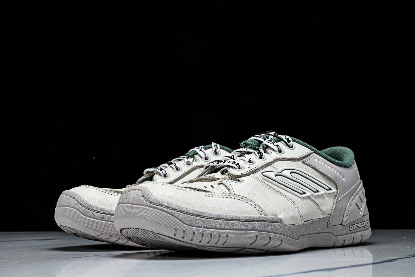 Вalenciaga Hamptons Worn-Out Sneaker 'Beige Green'