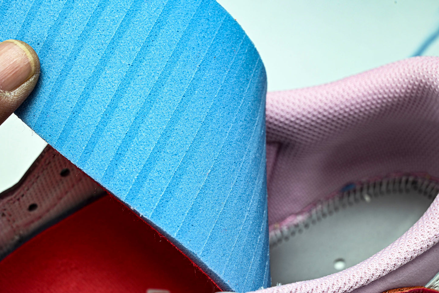 Travis Scott AJ1 Retro Low OG 'Tropical Pink'