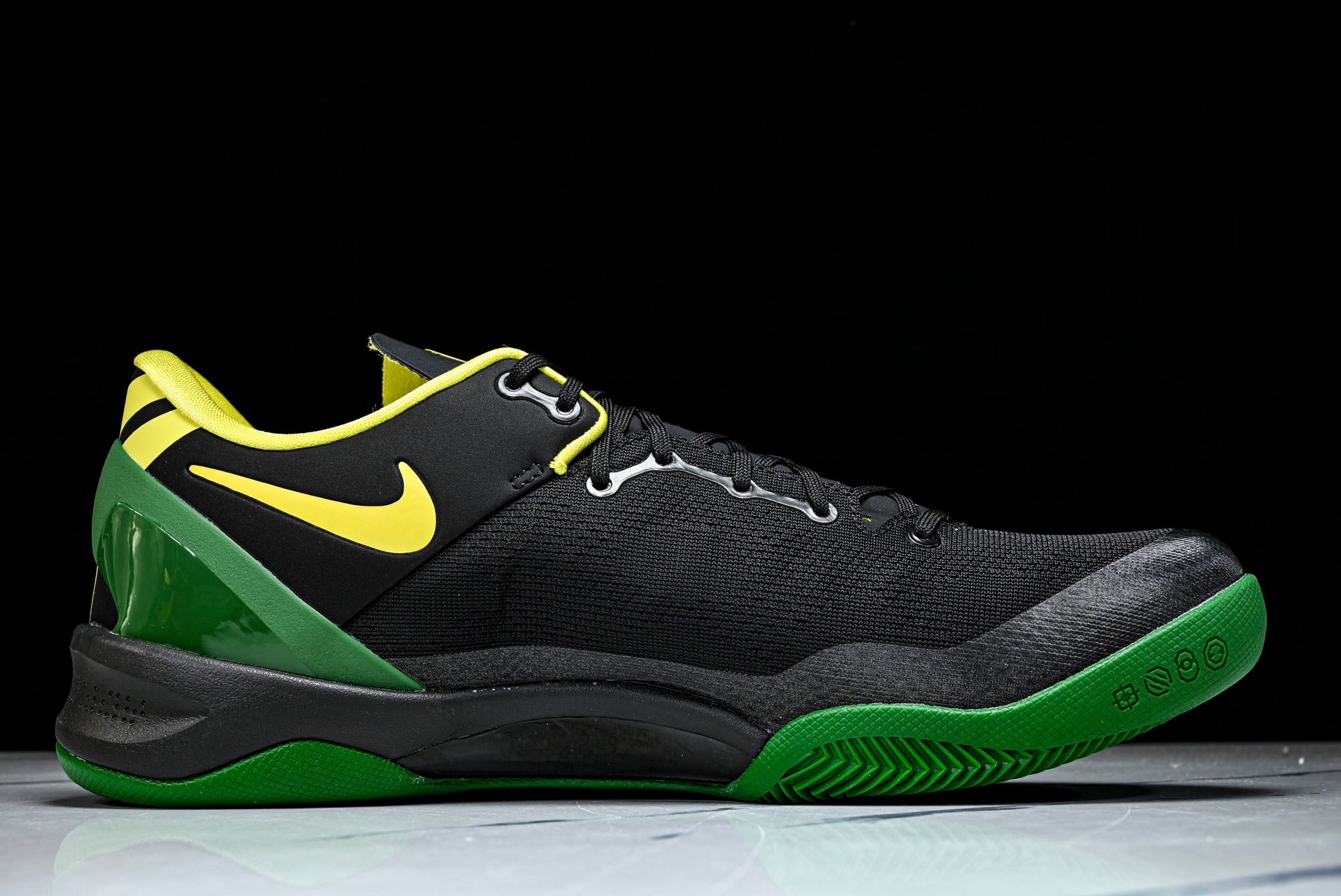 Kobe 8 Protro Oregon Ducks PE 'Black' – Drip Locker Global