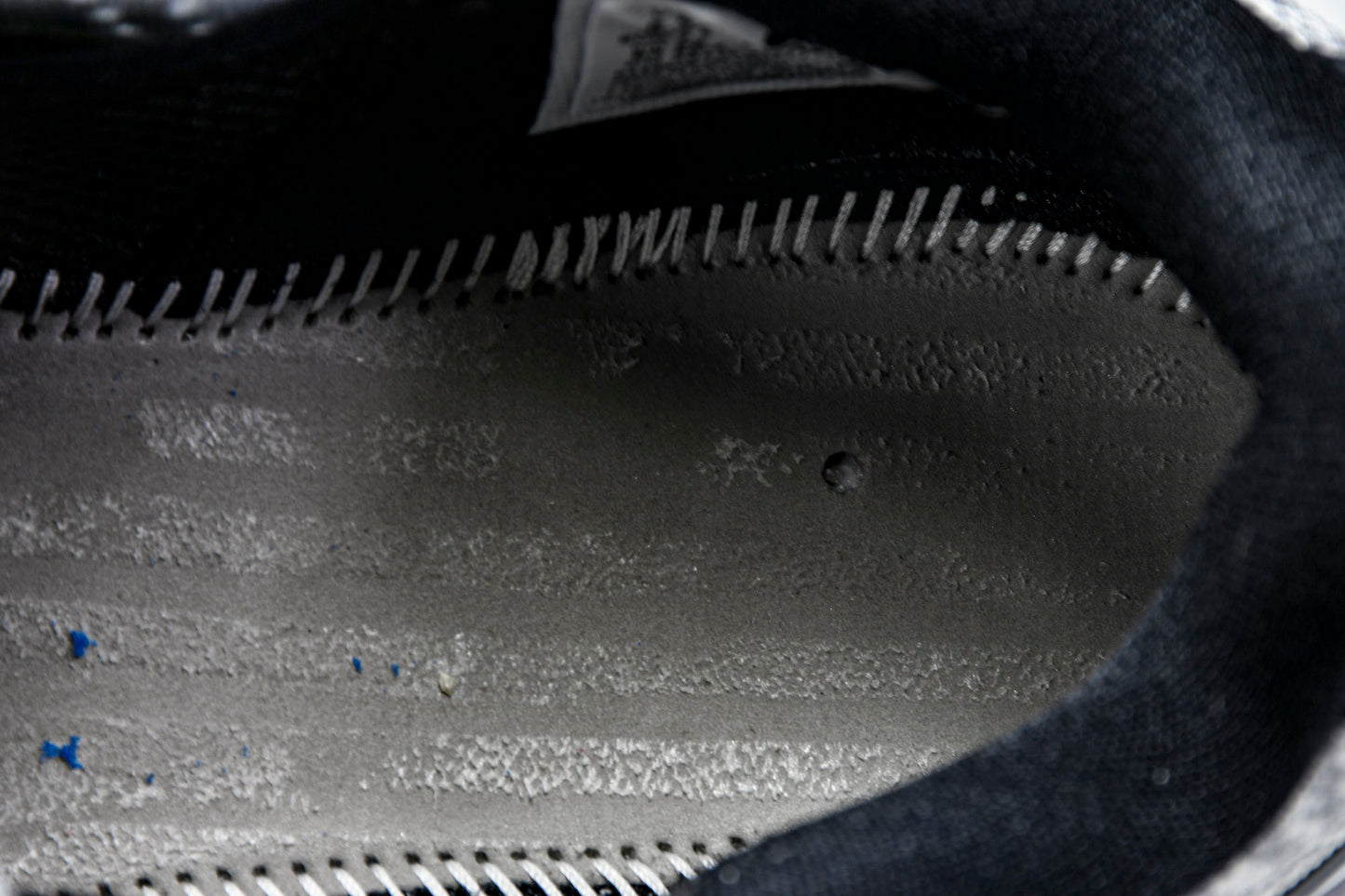 Kobe 5 Protro Demar Derozan PE 'Zebra'