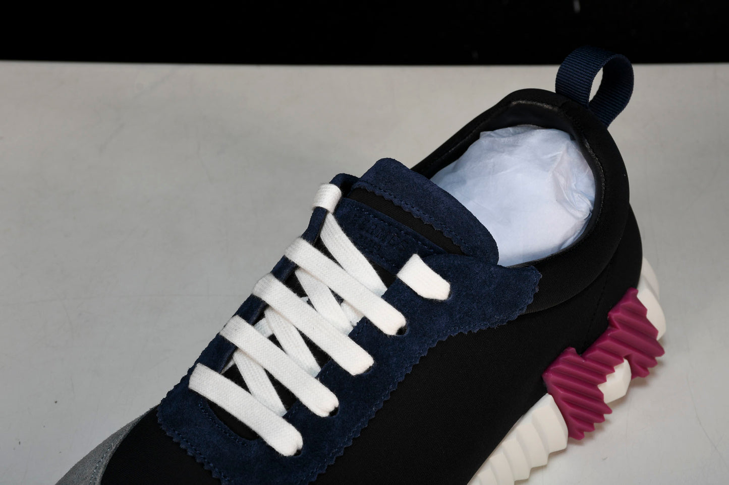 Hermès Bouncing Sneaker 'Noir Bordeaux'