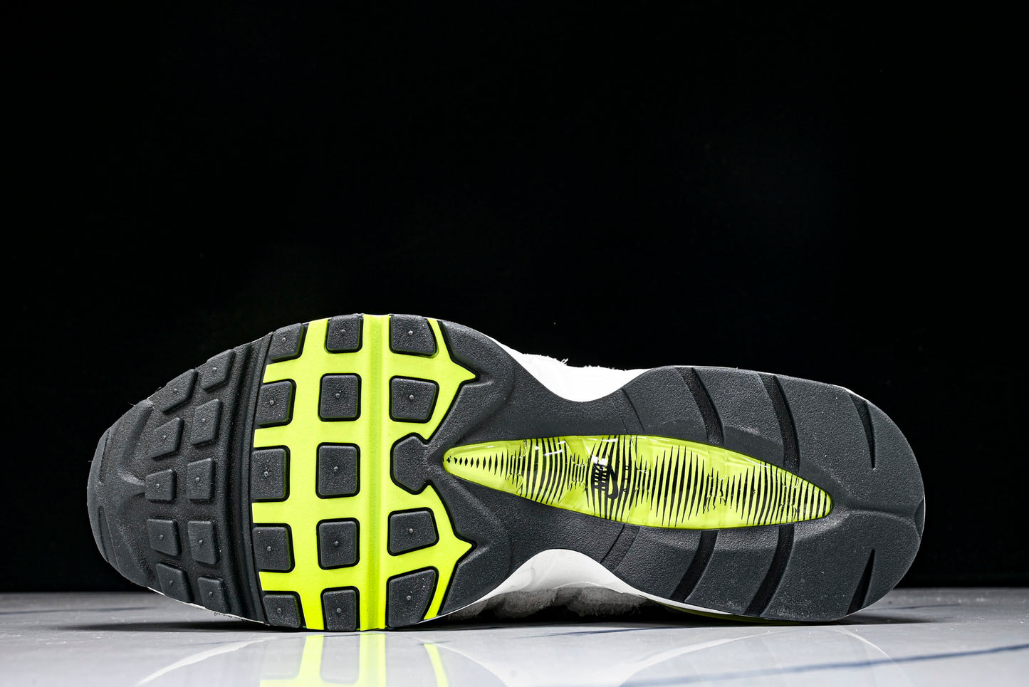 AM95 OG 'Reverse Gradient Neon'