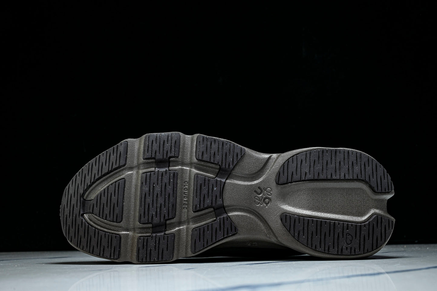 LOEWE × ON Cloudsolo 'Dark Brown Black'