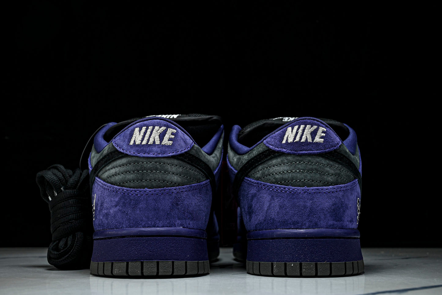 SB Dnk Low x Supreme 94 Ink