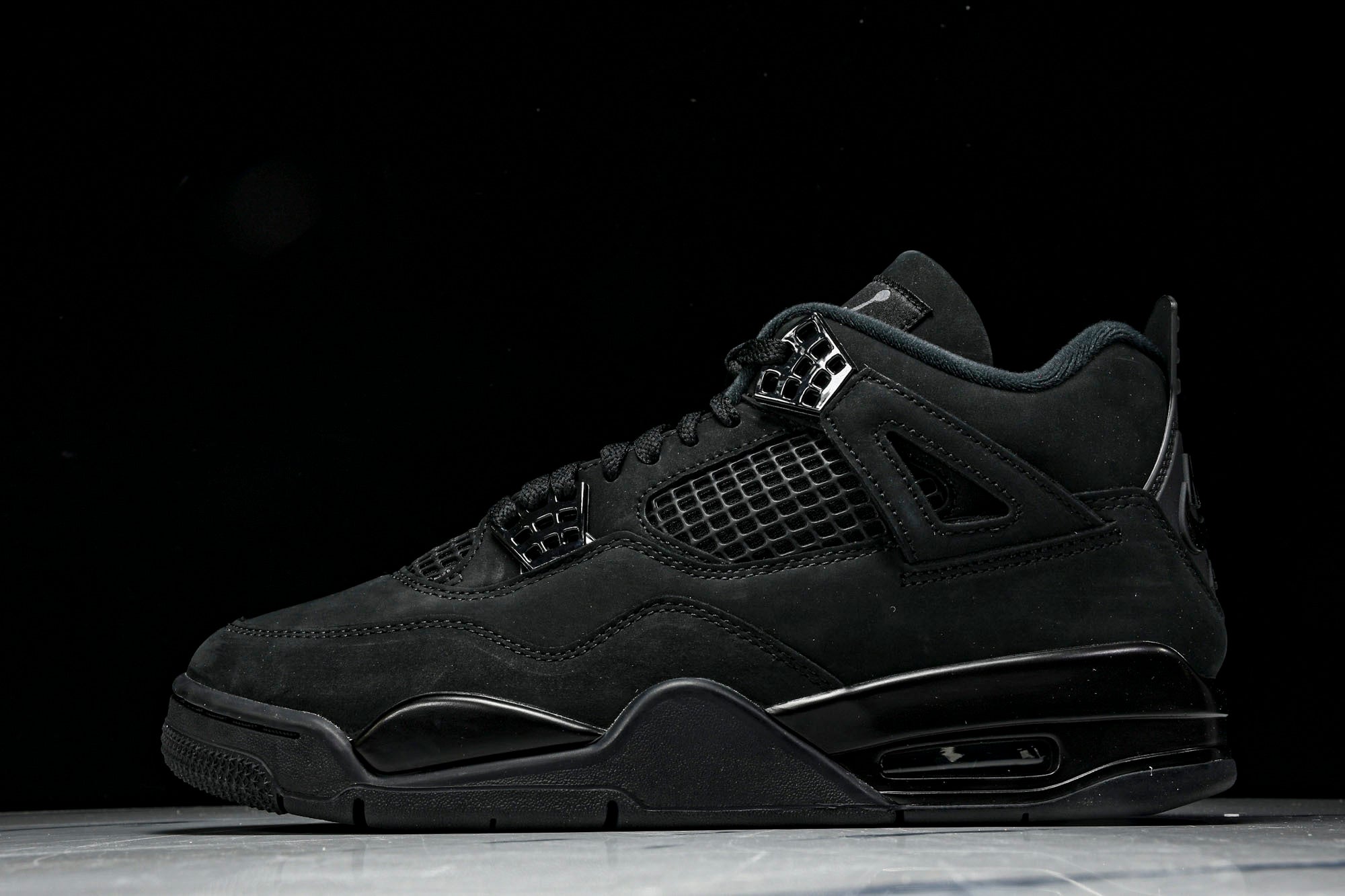 AJ4 Retro 'Black Cat' (2025)