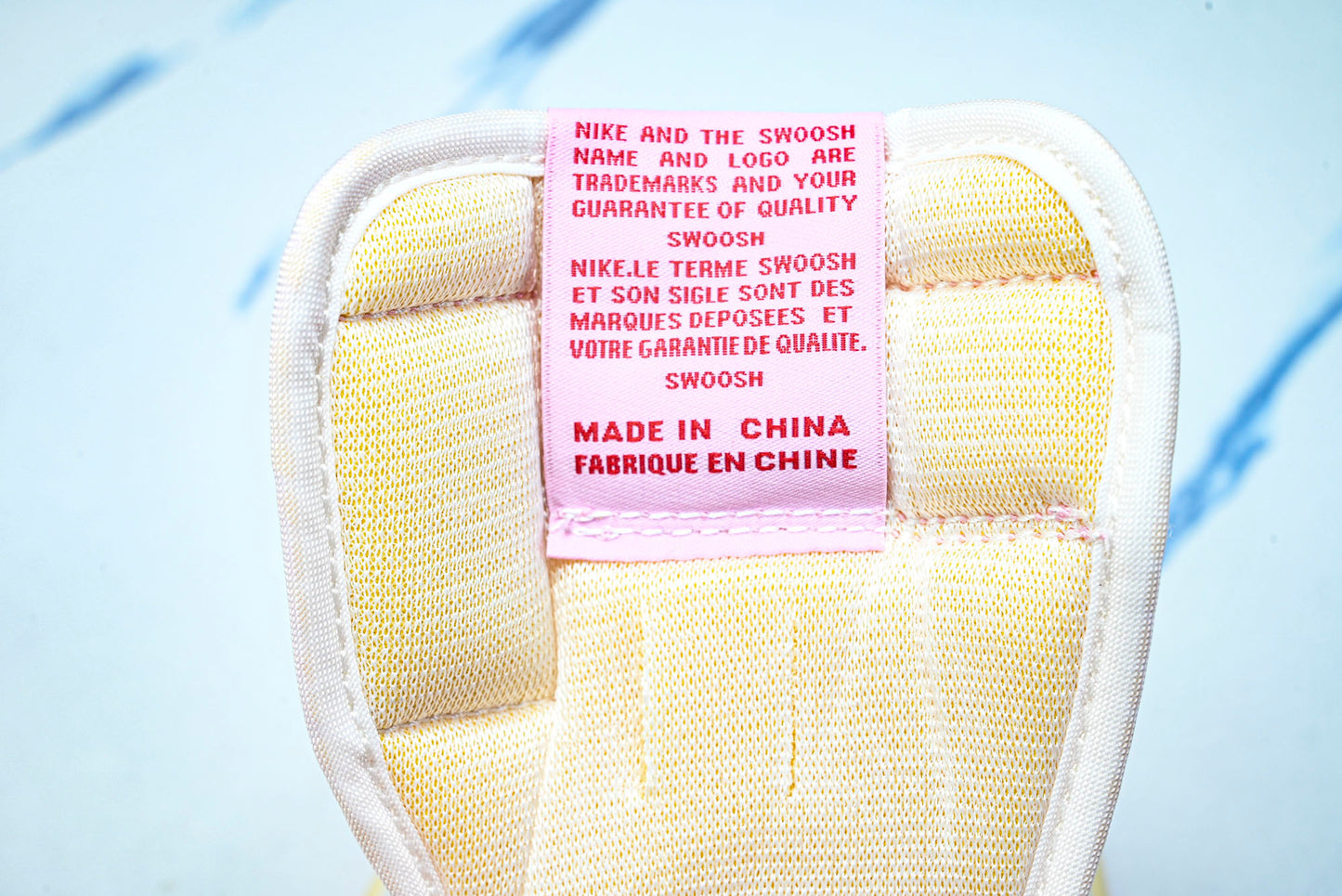 Travis Scott AJ1 Retro Low OG 'Tropical Pink'