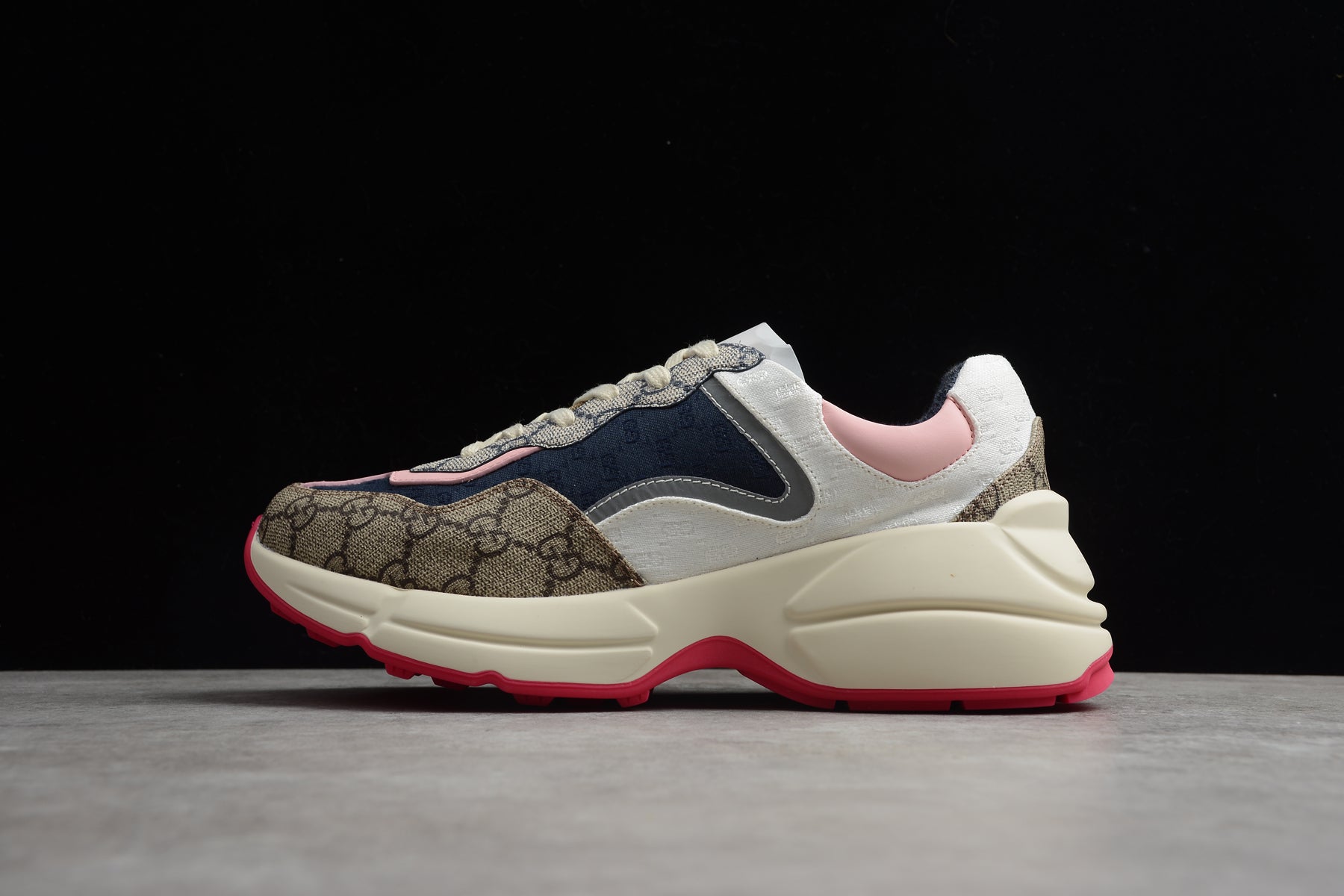 Guссi Rhyton 'Beige White Pink'