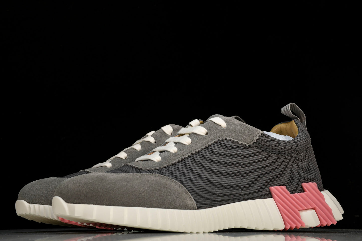 Hermès Bouncing Sneaker 'Gris Rose'