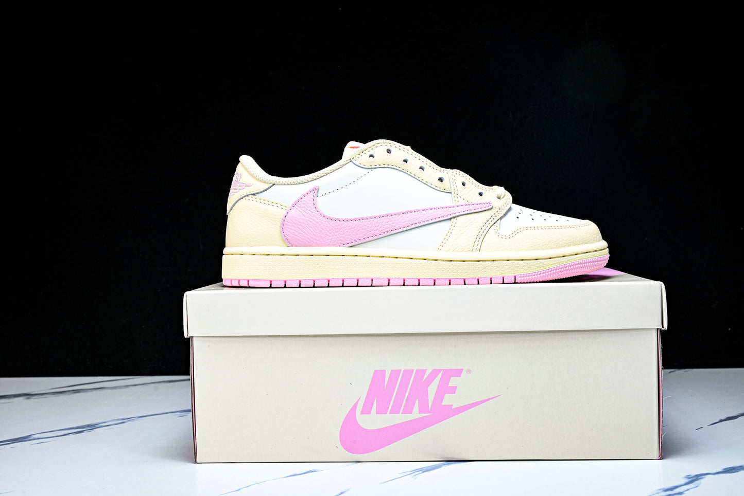 Travis Scott AJ1 Retro Low OG 'Muslin Shy Pink'
