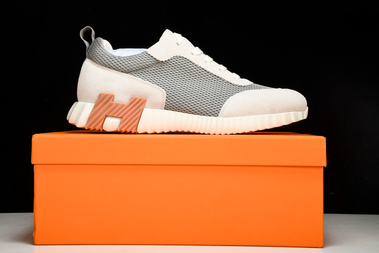 Hermès Bouncing Sneaker 'Gris Lulea Blanc'