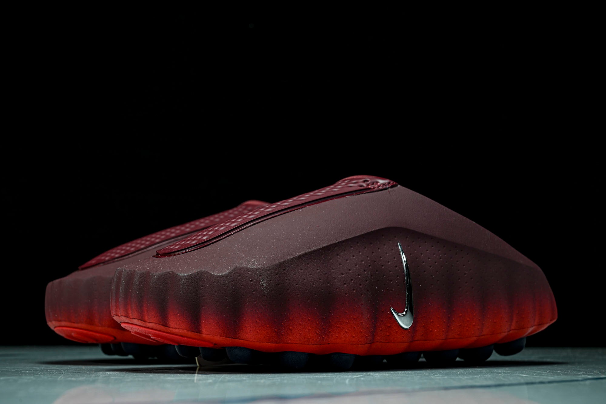 Mind 001 Slide 'Team Red'