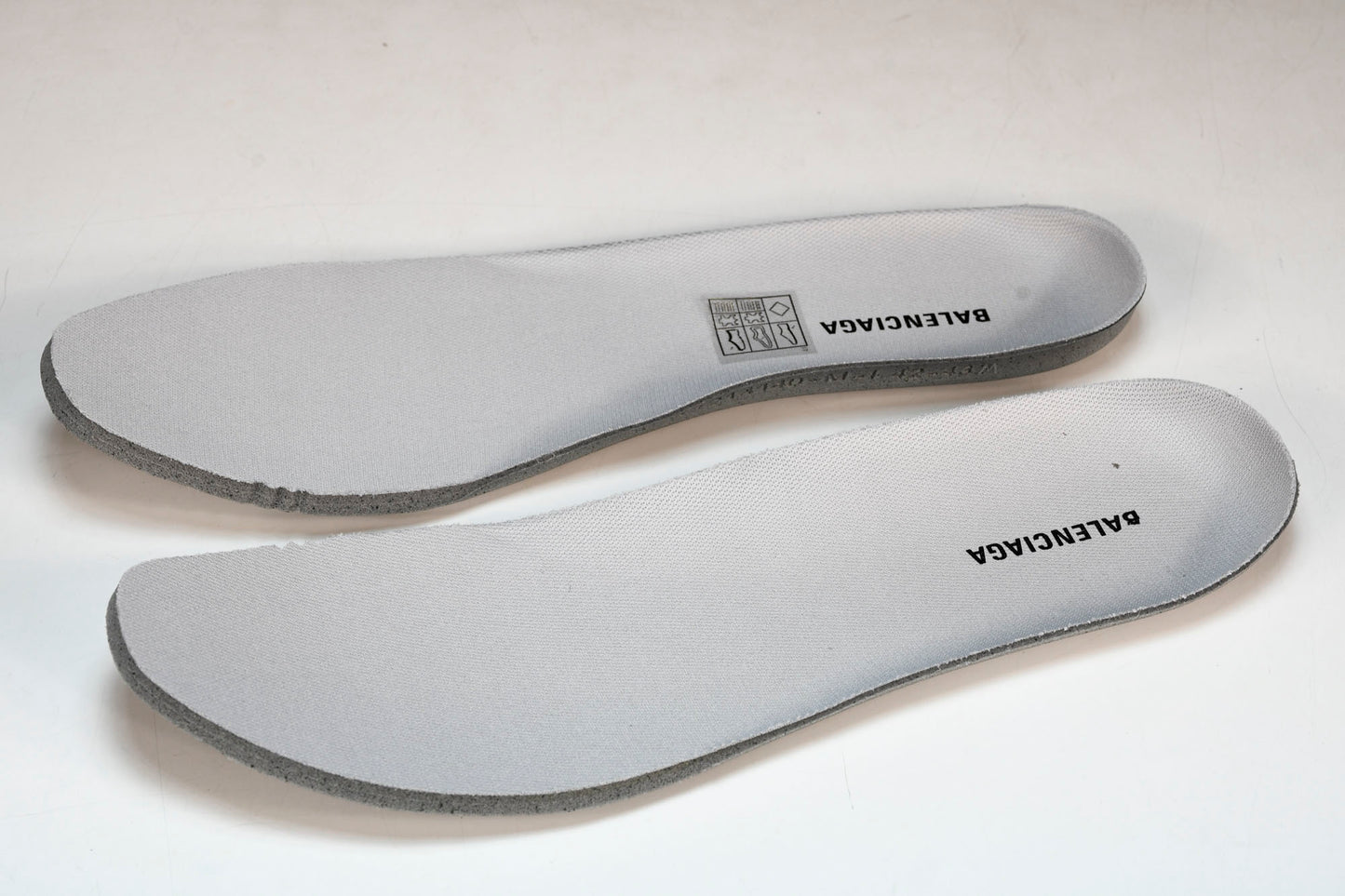 Runner 'White Black Grey'