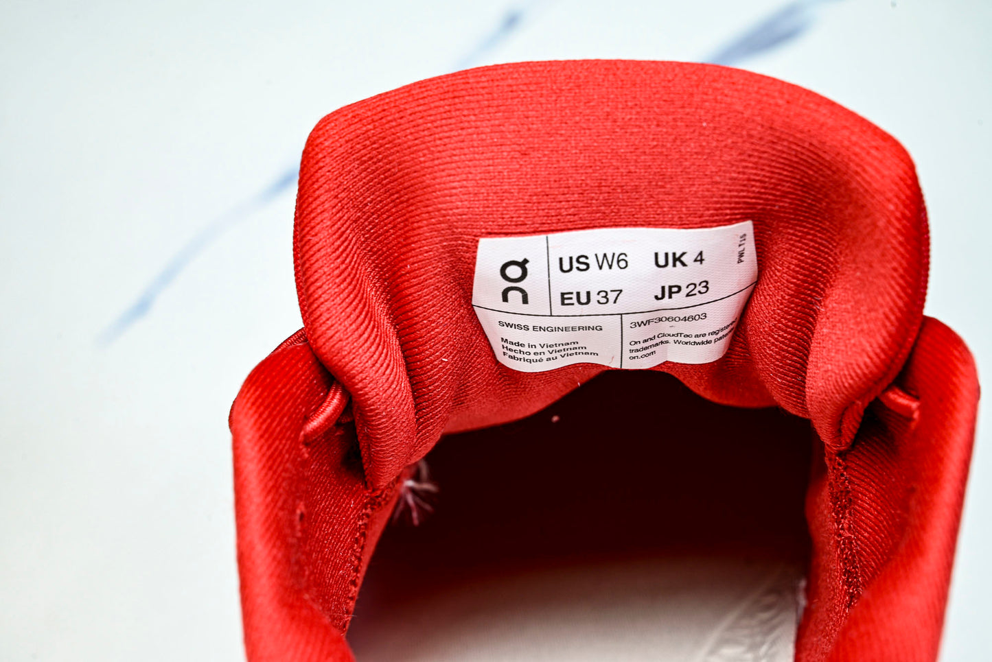 LOEWE × ON Cloudsolo 'Red White'