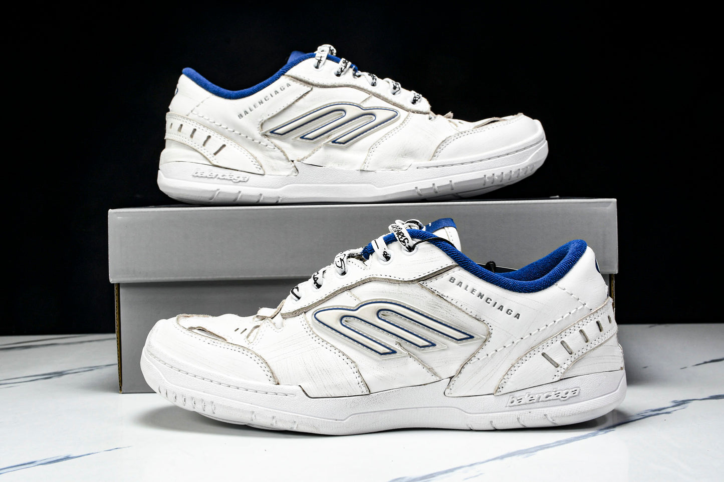 Вalenciaga Hamptons Worn-Out Sneaker 'White Blue'