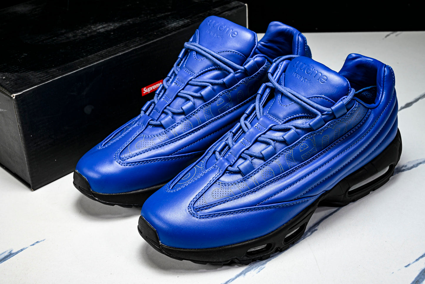 Supreme x AM95 Lux 'Hyper Cobalt'