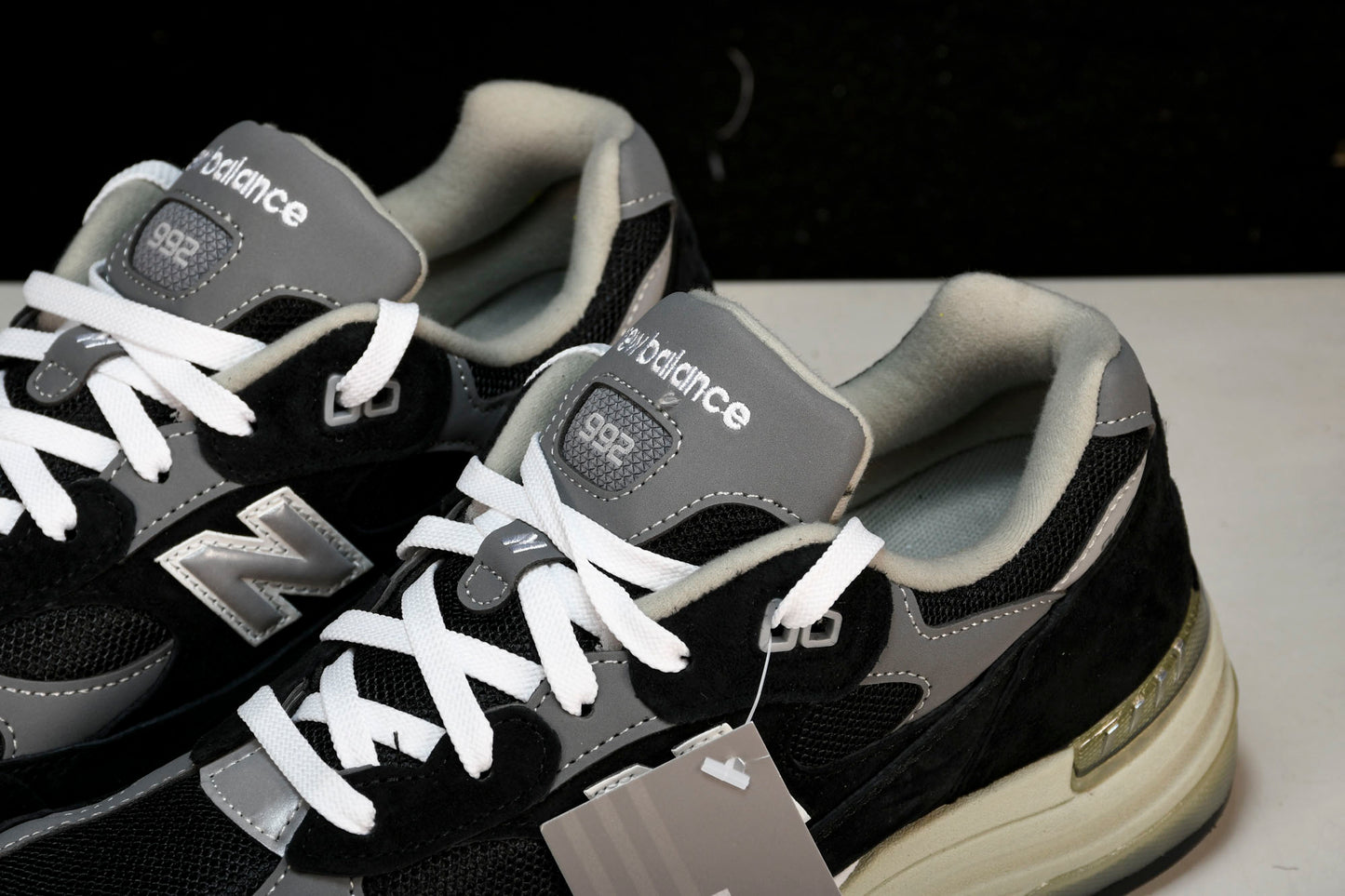 NB 992 'Black Grey Suede'