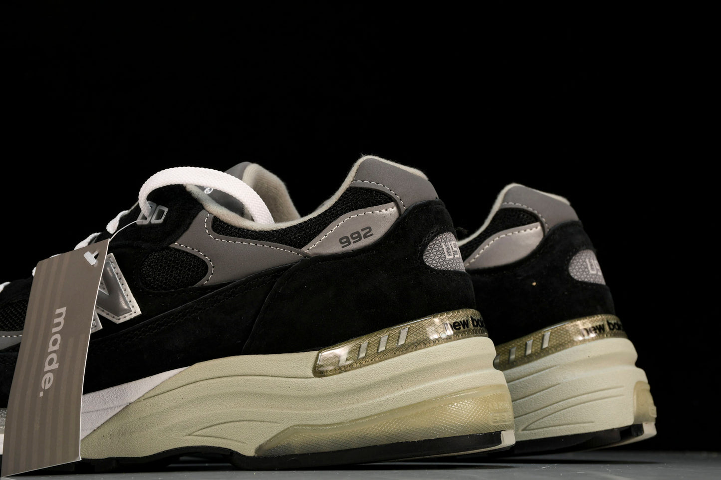NB 992 'Black Grey Suede'