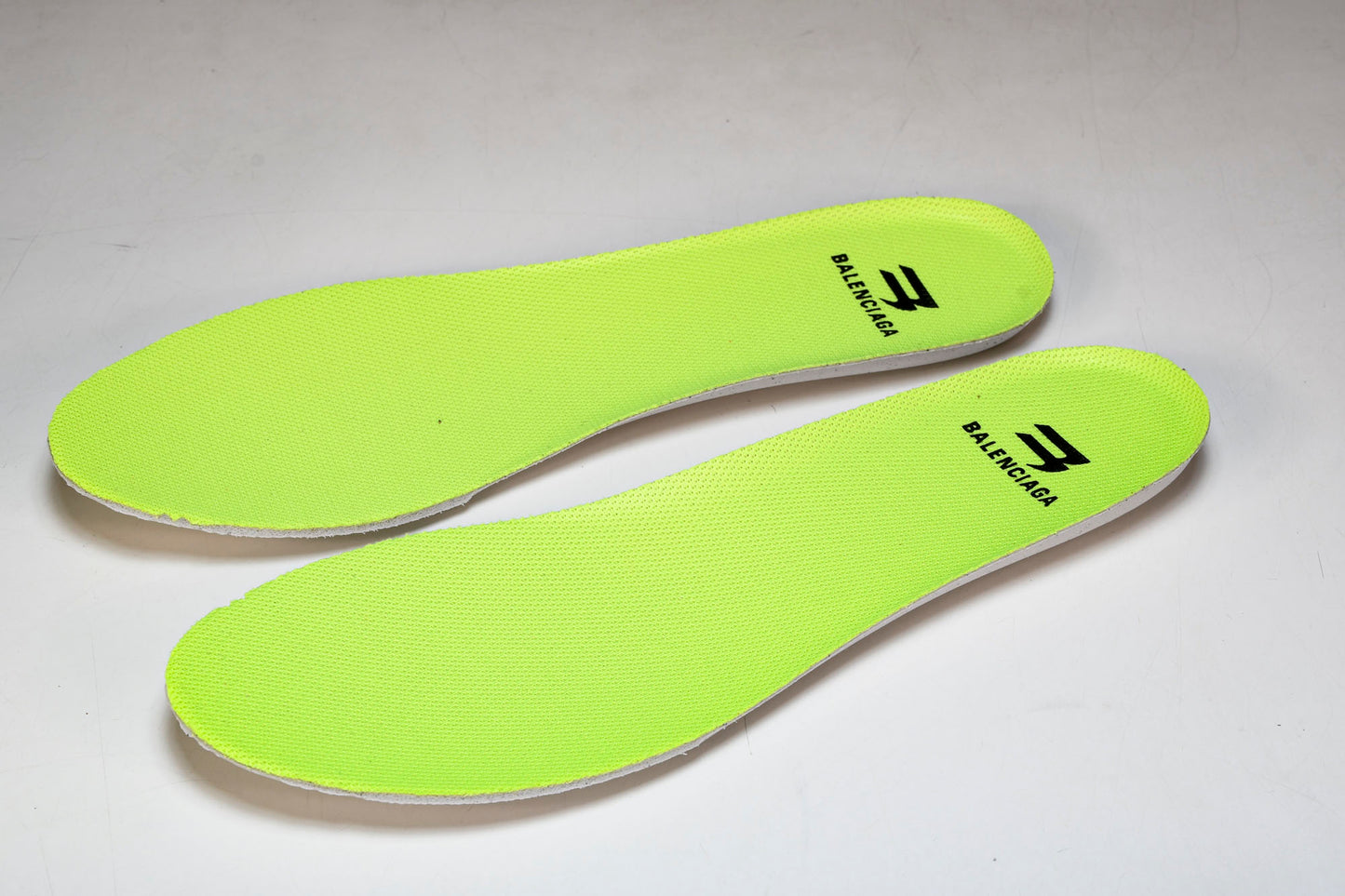 Defender (Bouncer) Sneaker 'Neon Yellow'