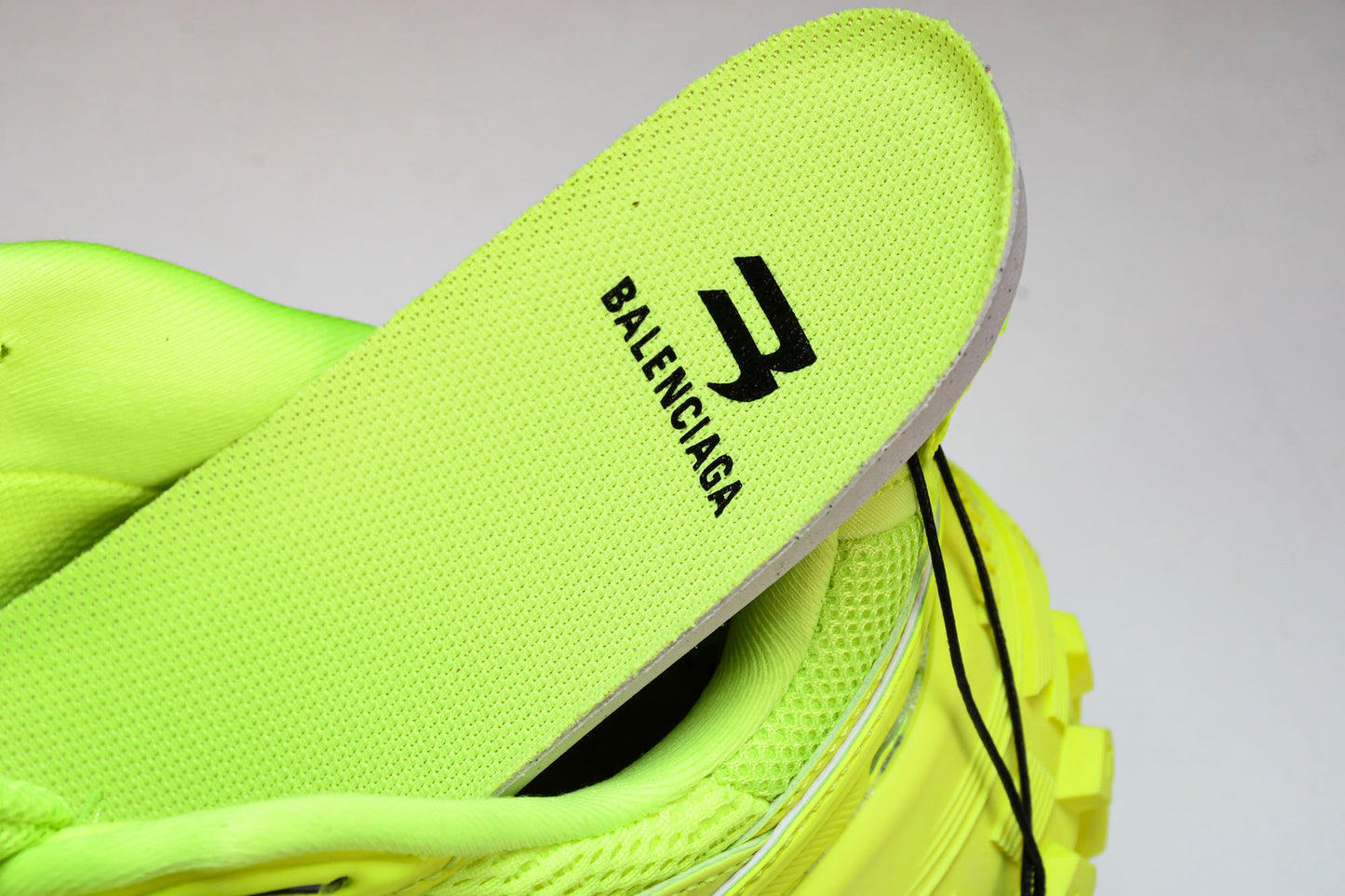Defender (Bouncer) Sneaker 'Neon Yellow'