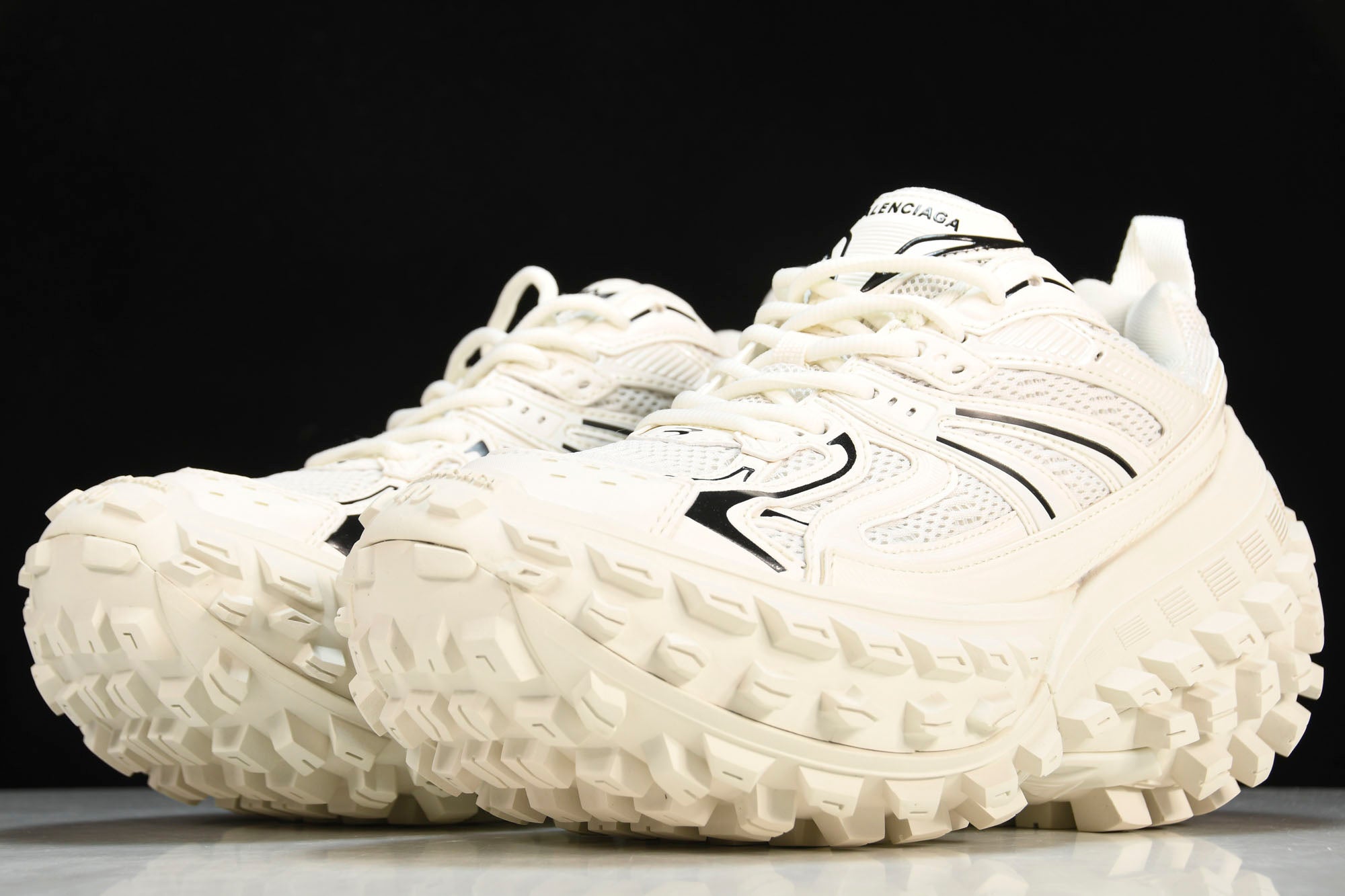 Defender (Bouncer) Sneaker 'White'