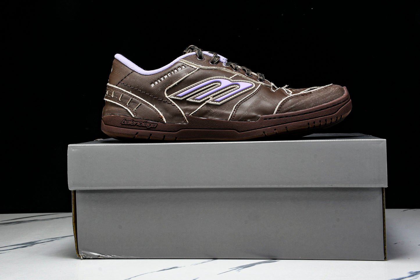 Вalenciaga Hamptons Worn-Out Sneaker 'Brown Lilac'