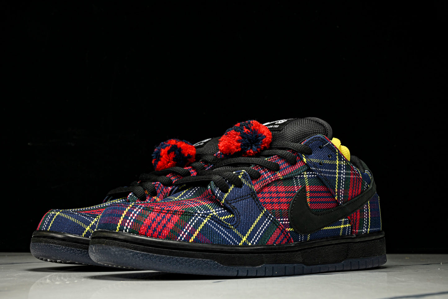 SB Dnk Low x Nardwuar 'Tartan'