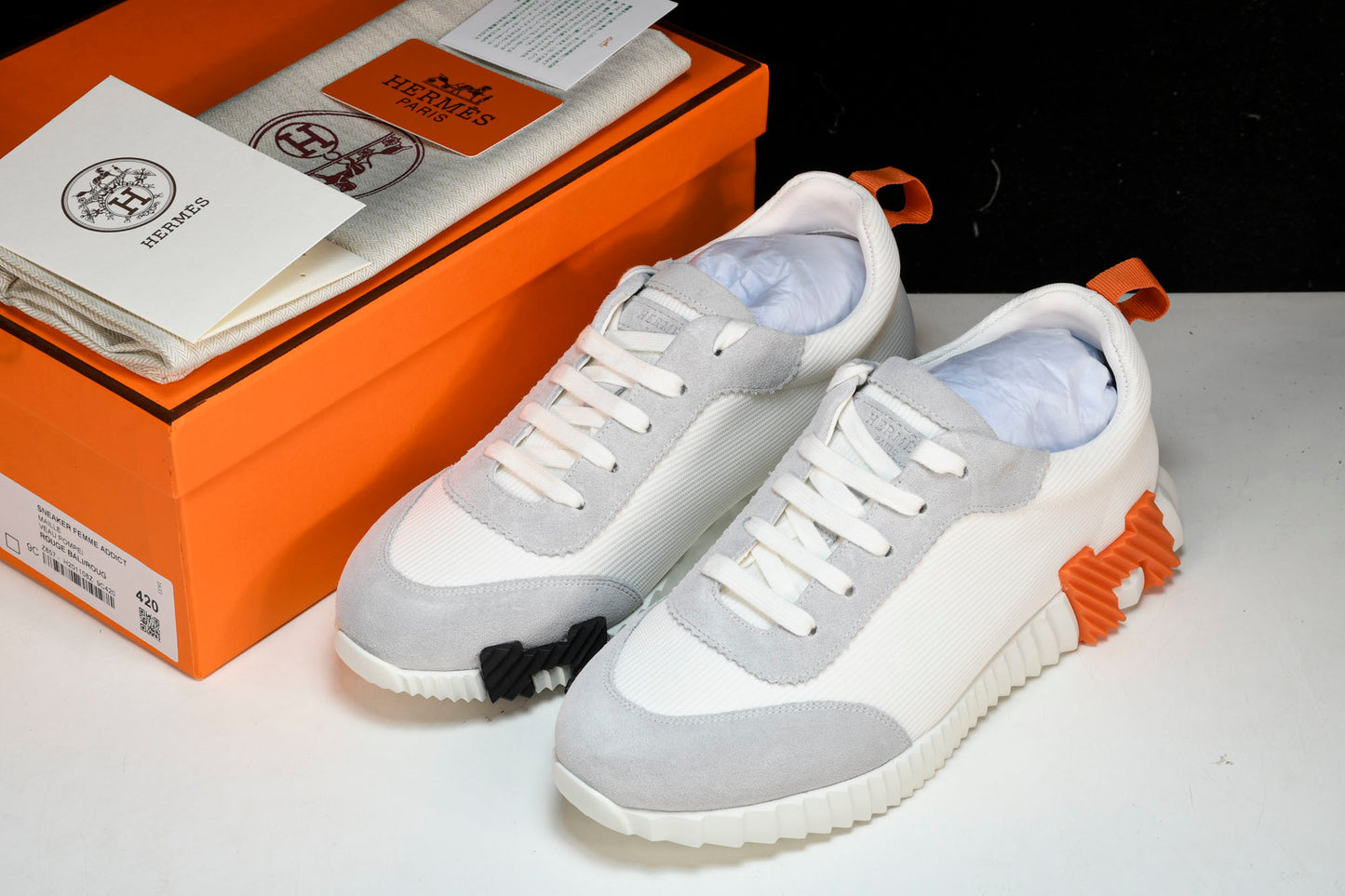 Hermès Bouncing Sneaker 'Blanc Orange Gris'