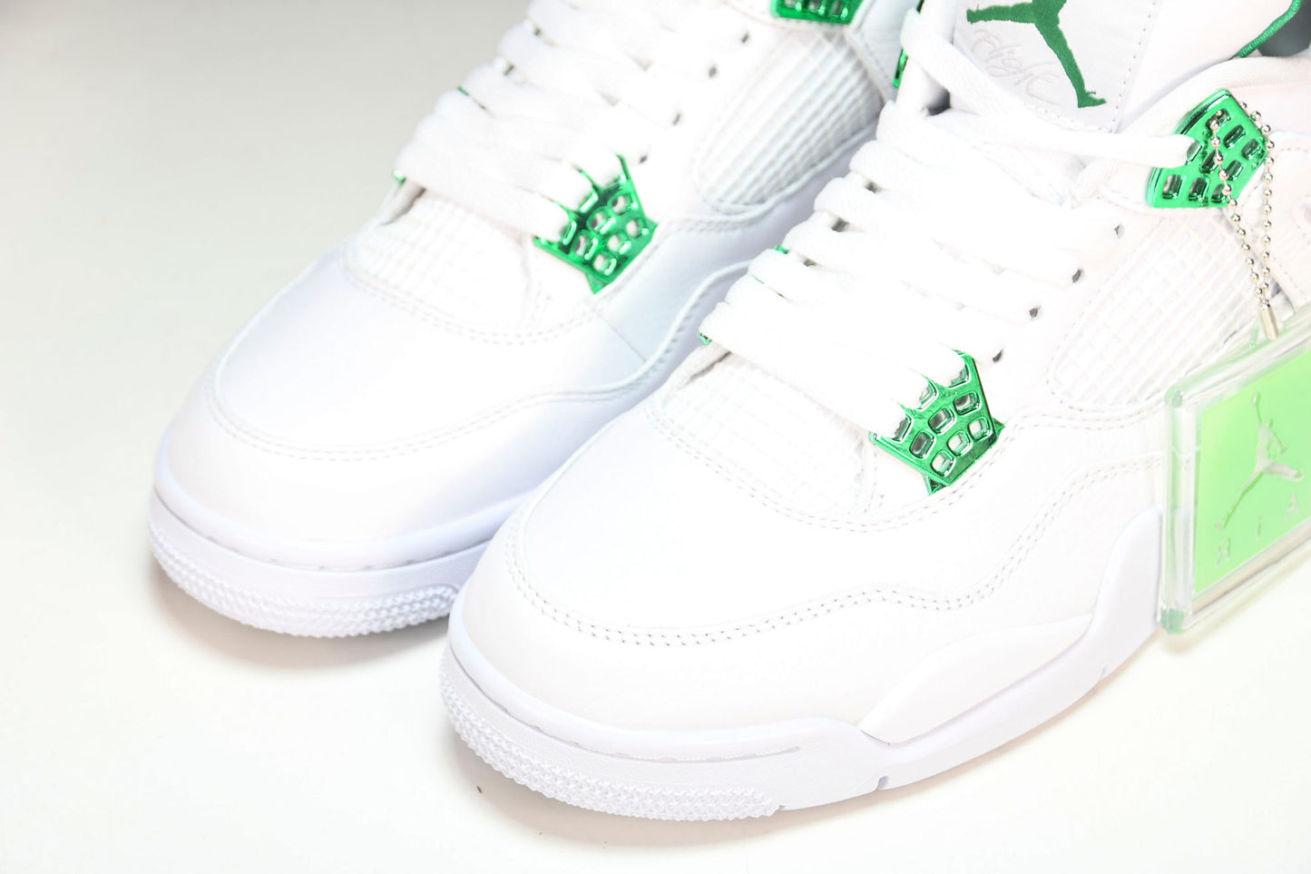 AJ4 Retro OG 'Green Metallic'