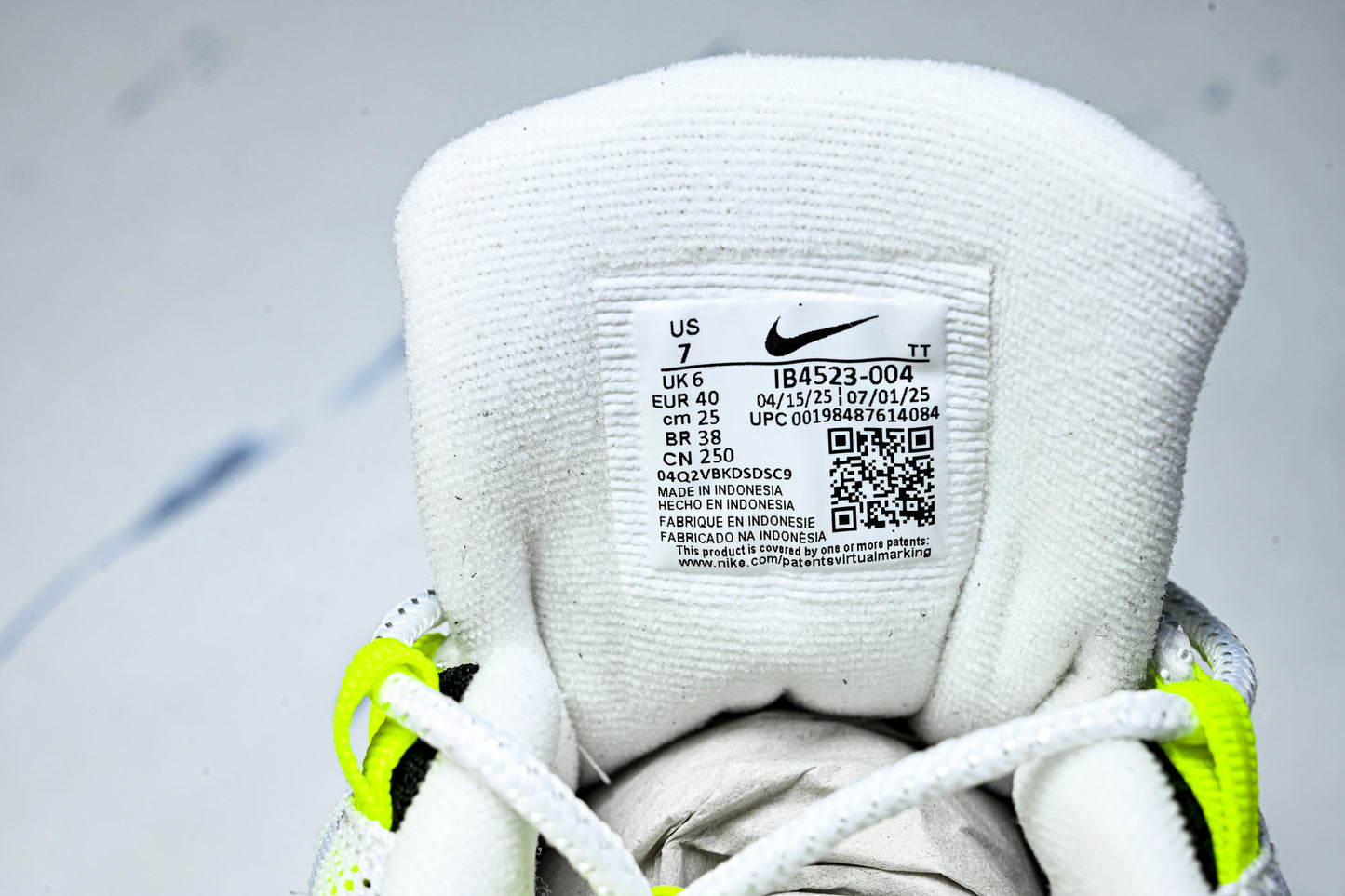 Undefeated x AM95 Geo Exclusive Pack 'NYC Neon'