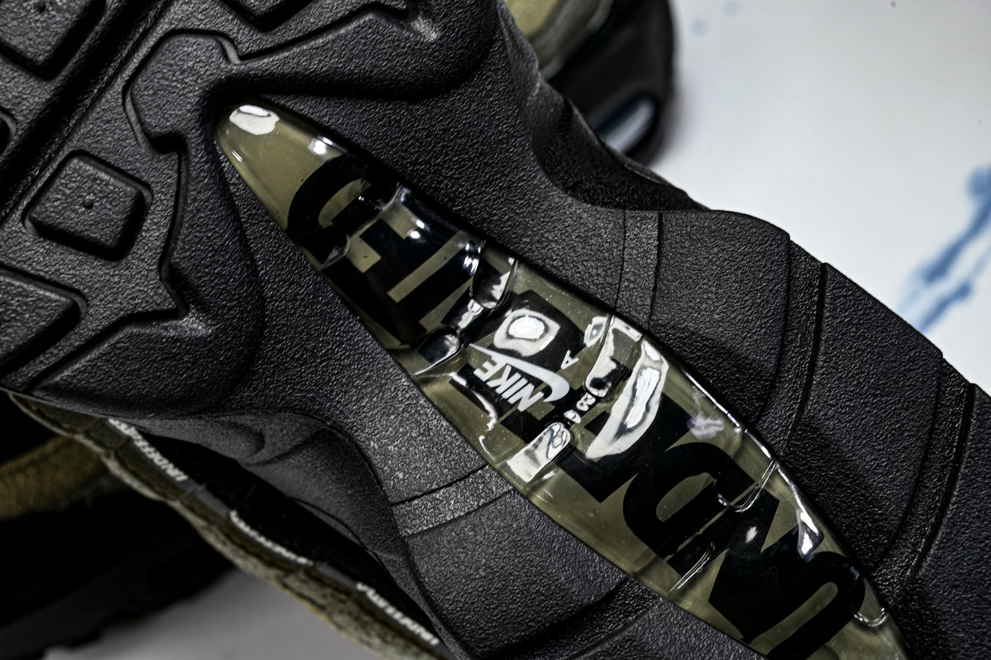 Undefeated x AM95 Geo Exclusive Pack 'LA Brea'