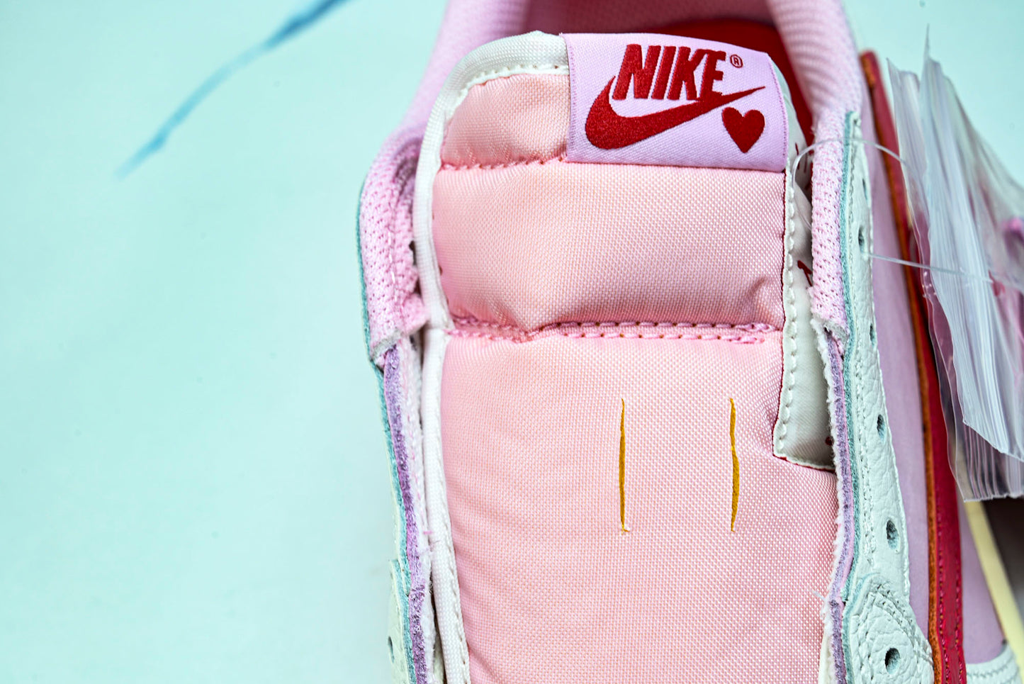 Travis Scott AJ1 Retro Low OG 'Tropical Pink'