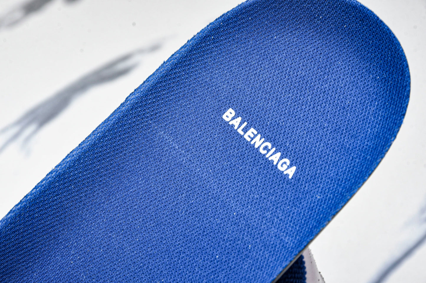 Вalenciaga Hamptons Worn-Out Sneaker 'White Blue'