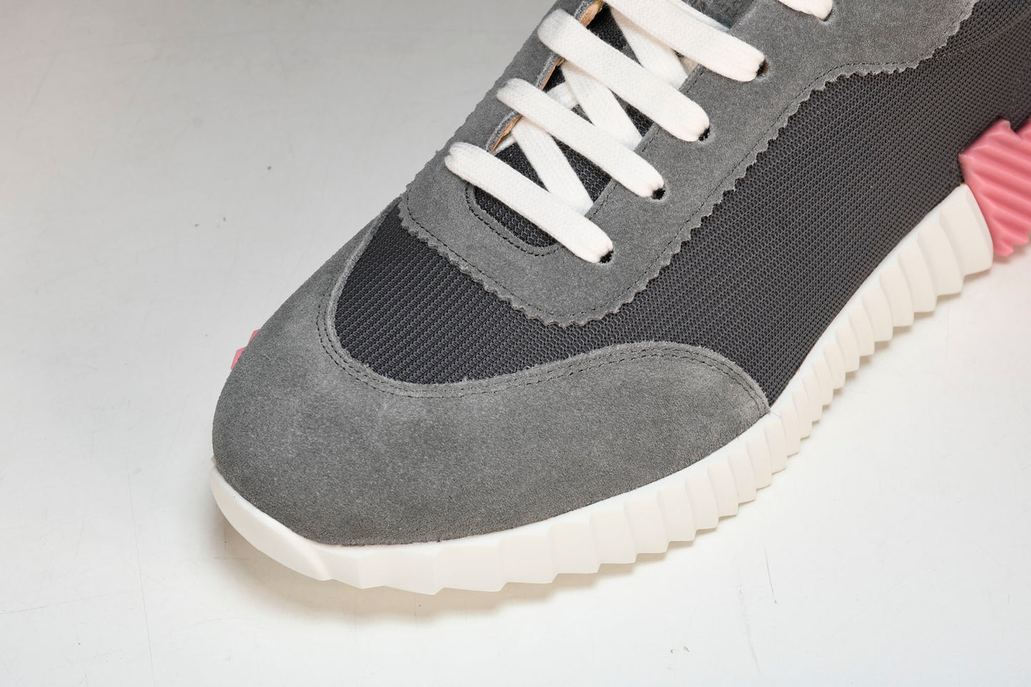 Hermès Bouncing Sneaker 'Gris Rose'