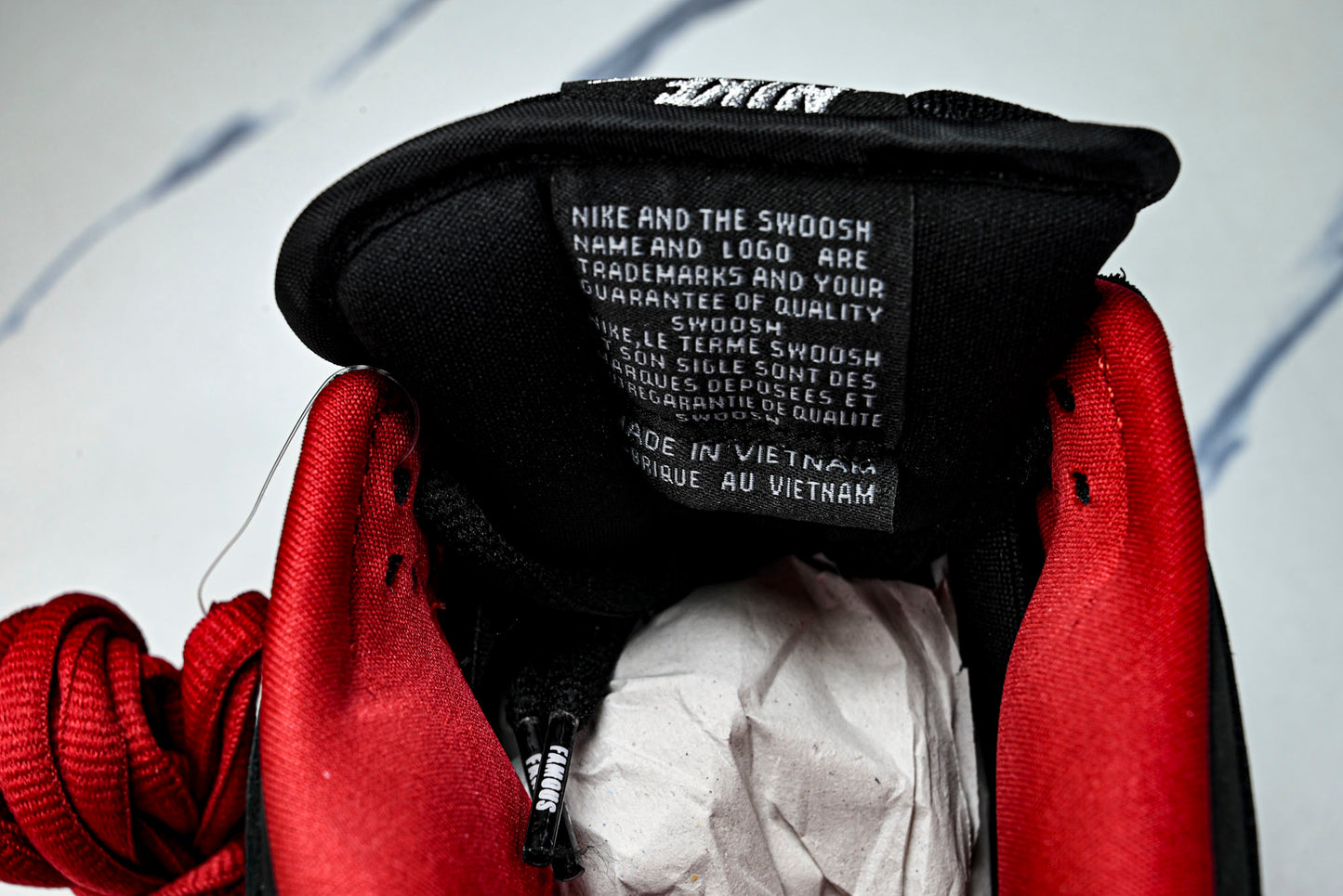 SB Dnk Low x Supreme 94 Black