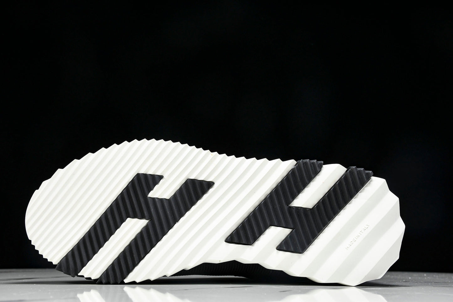 Hermès Bouncing Sneaker 'Noir Blanc'