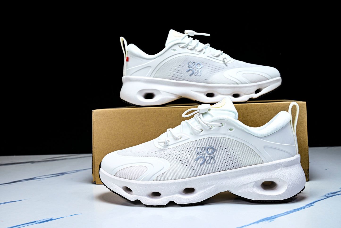 LOEWE × ON Cloudsolo 'White'