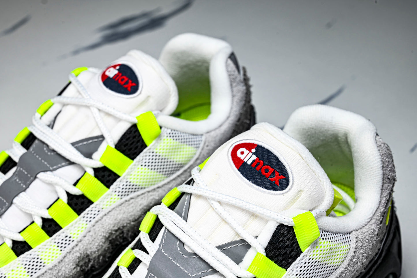 Undefeated x AM95 Geo Exclusive Pack 'NYC Neon'