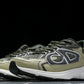 D1or B30 'Olive White'