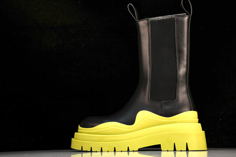 Вottega Veneta Tire Chelsea Boots 'Black Yellow'