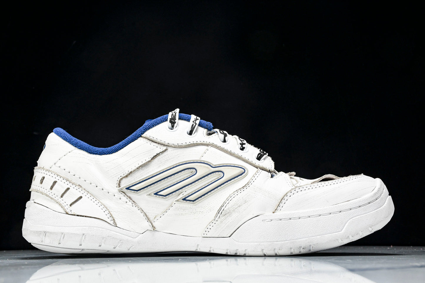 Вalenciaga Hamptons Worn-Out Sneaker 'White Blue'