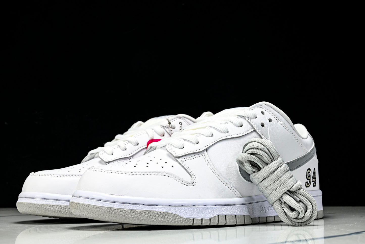 SB Dnk Low x Supreme 94 White Metallic Silver