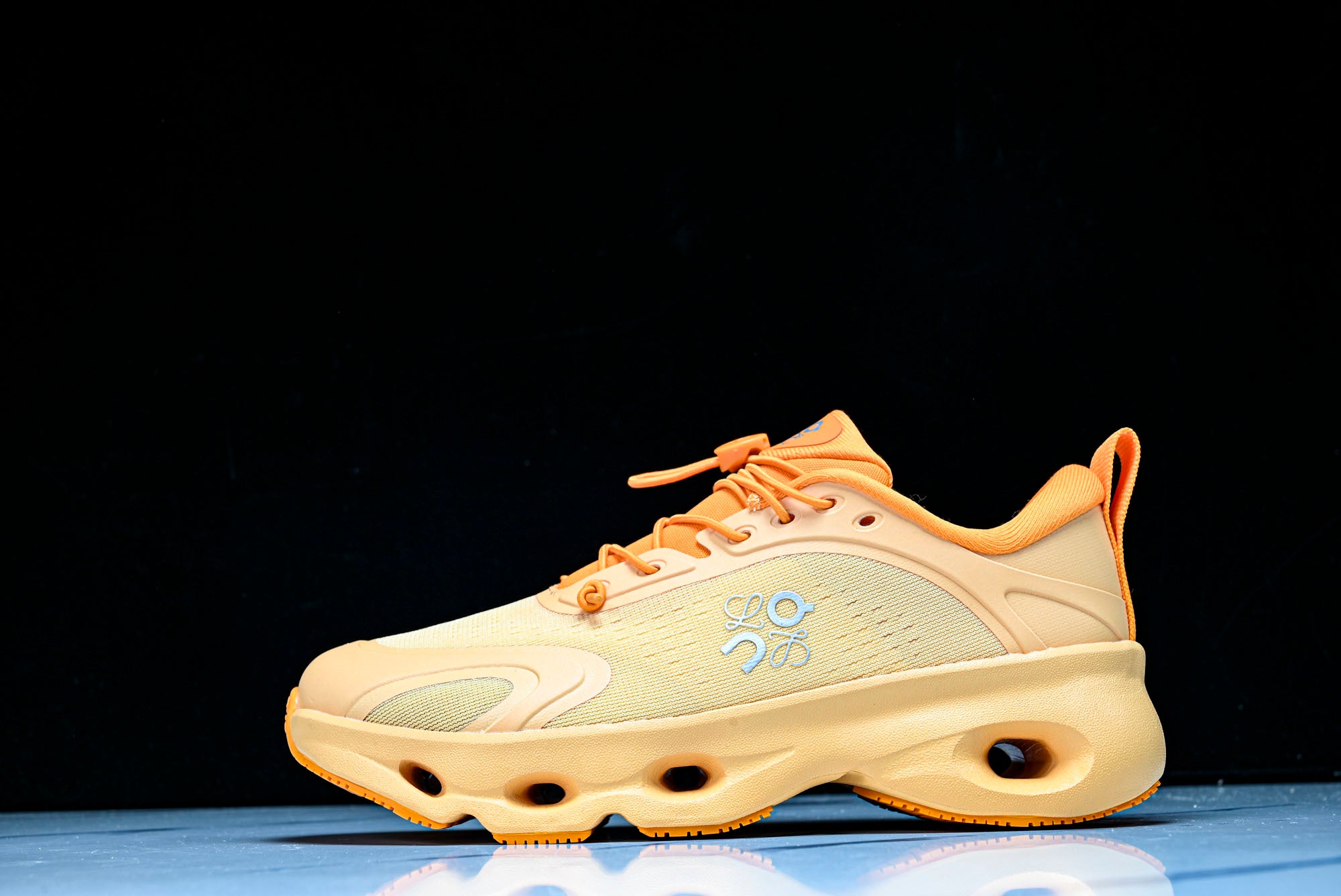 LOEWE × ON Cloudsolo 'Orange'