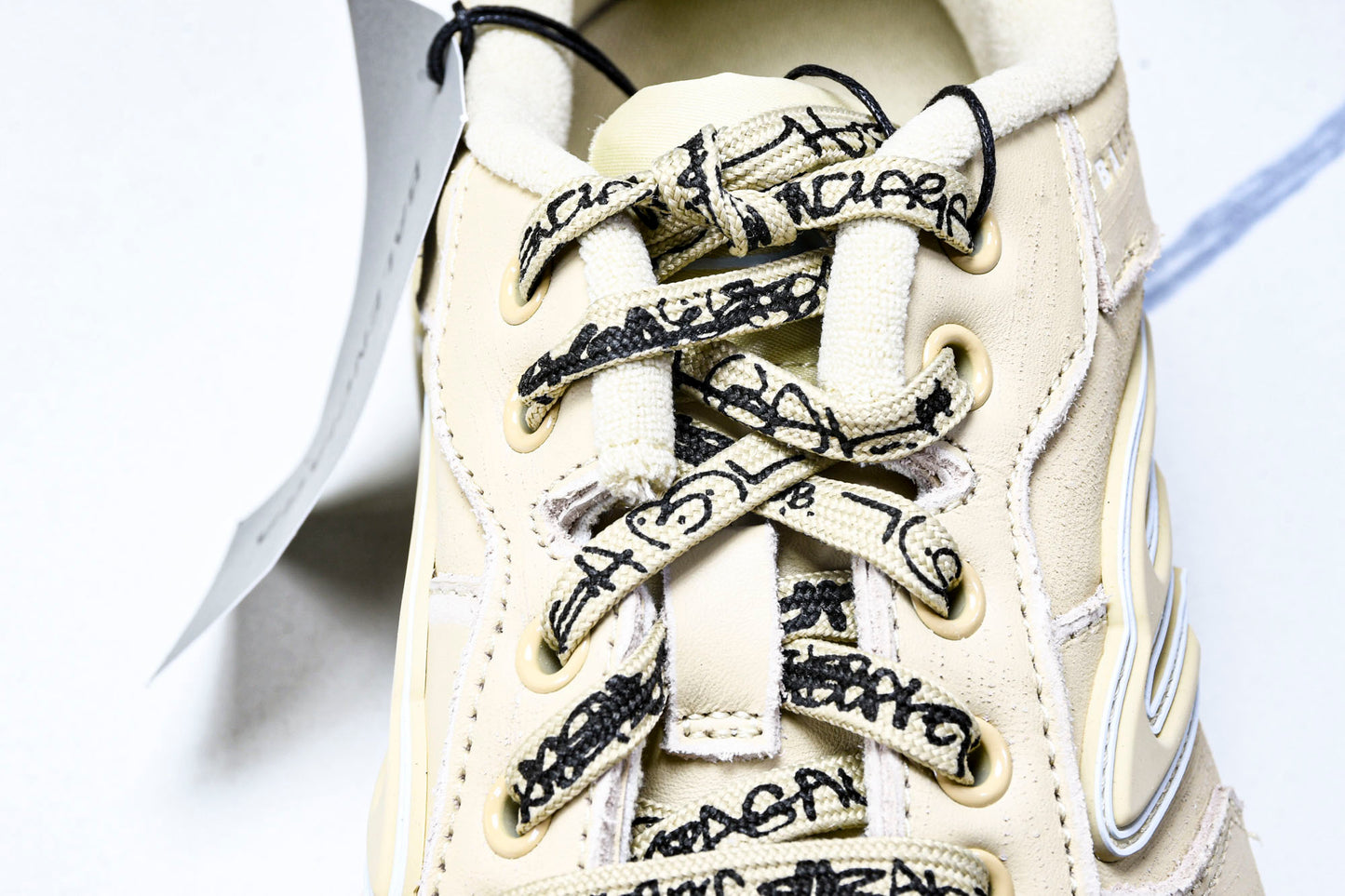 Вalenciaga Hamptons Worn-Out Sneaker 'Beige'