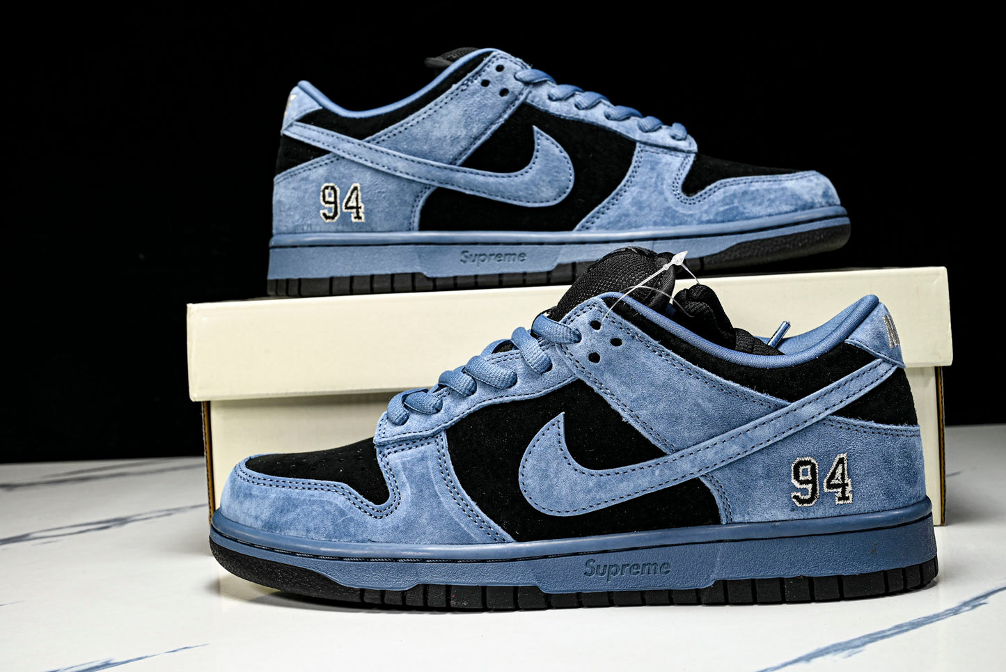 SB Dnk Low x Supreme 94 Ocean Fog