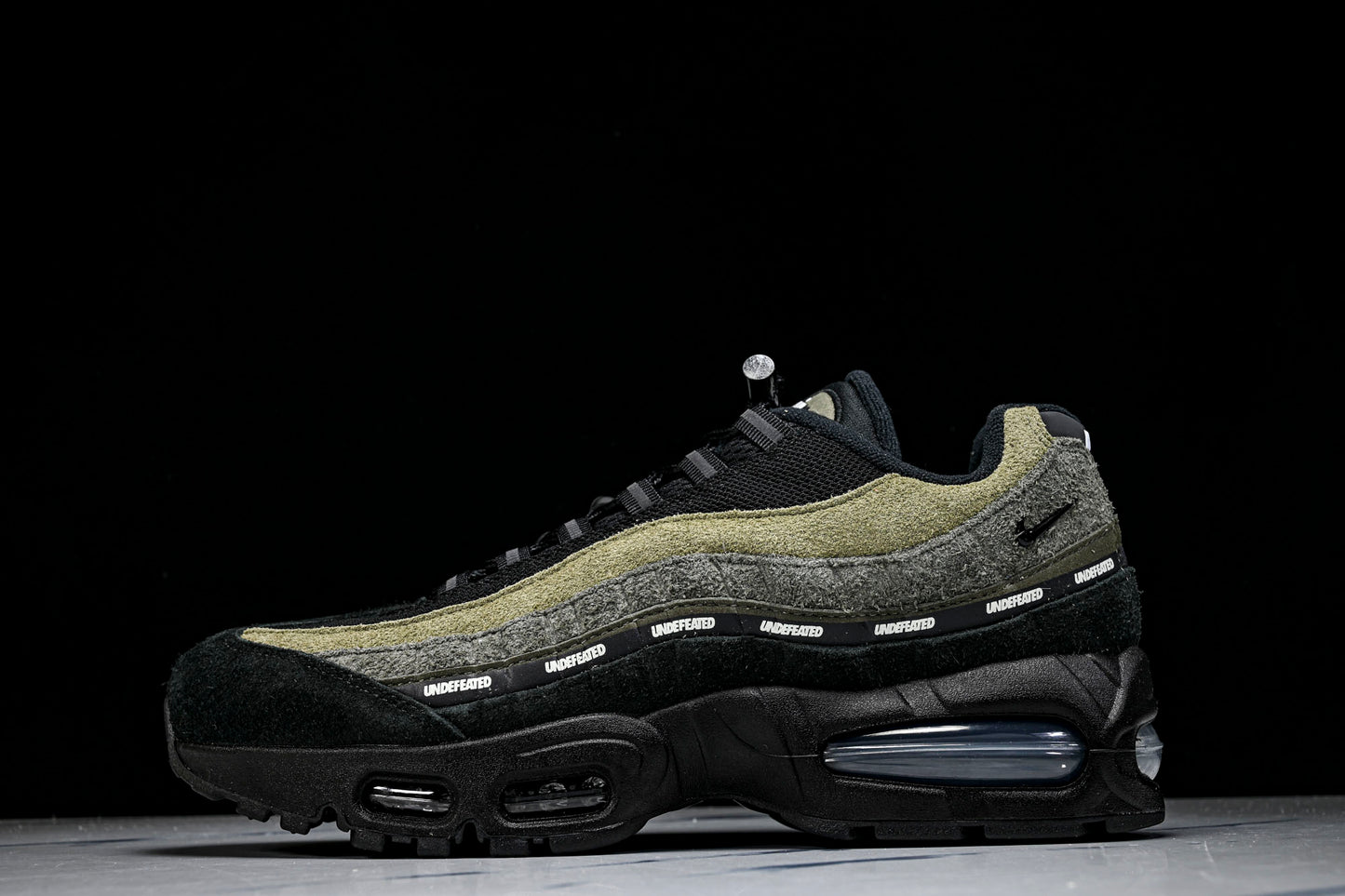 Undefeated x AM95 Geo Exclusive Pack 'LA Brea'