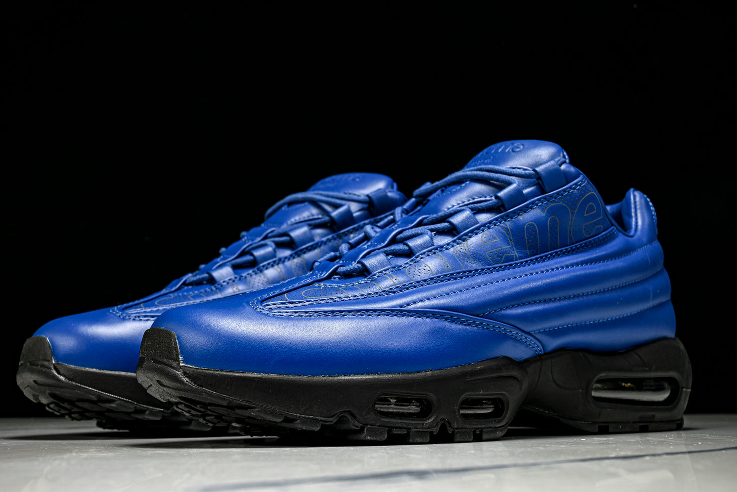 Supreme x AM95 Lux 'Hyper Cobalt'