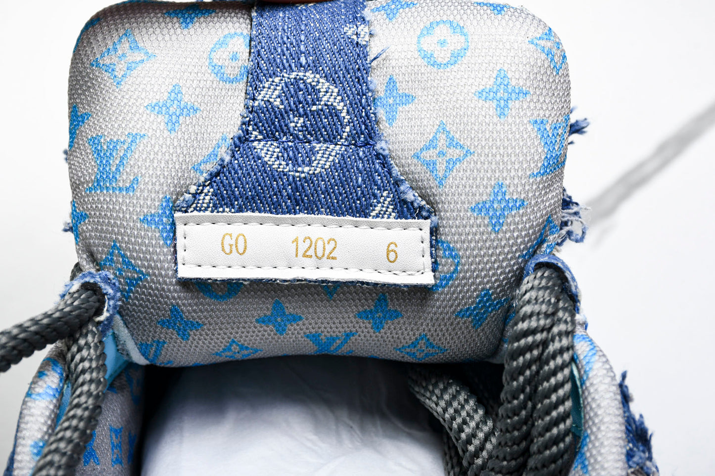 Louis Vuittоп Skate Sneaker 'Blue Denim Crystals'