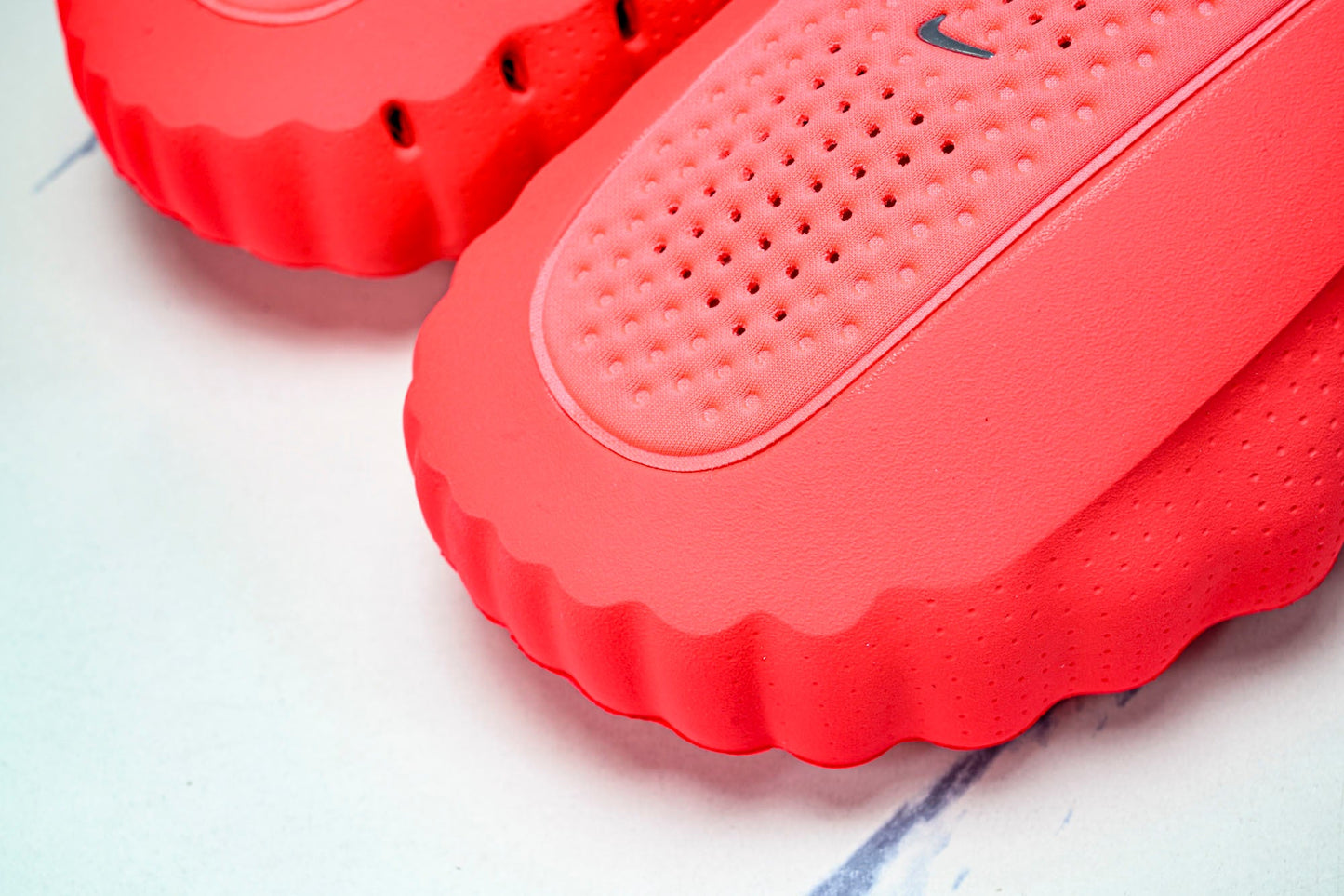 Mind 001 Slide 'Solar Red'