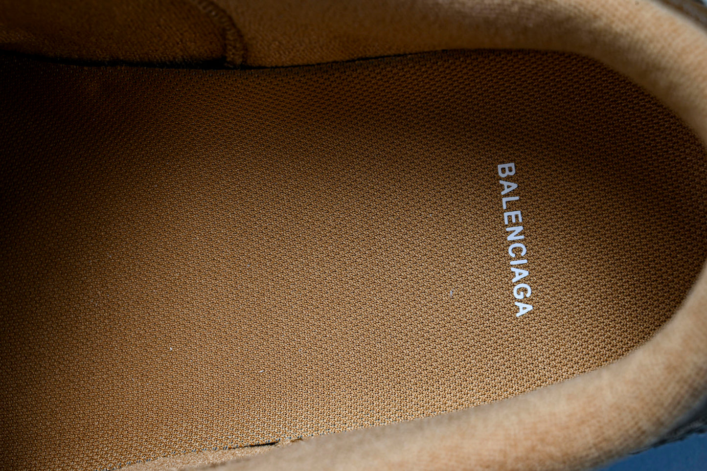 Вalenciaga Hamptons Worn-Out Sneaker 'Camel Brown'